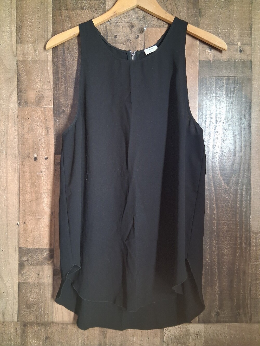Aritzia Wilfred Black Sleeveless Blouse Zipper Back Top Size Large